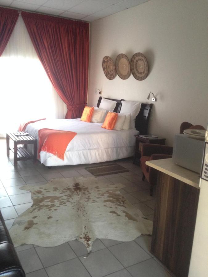 Welcome Guest House Vereeniging Buitenkant foto